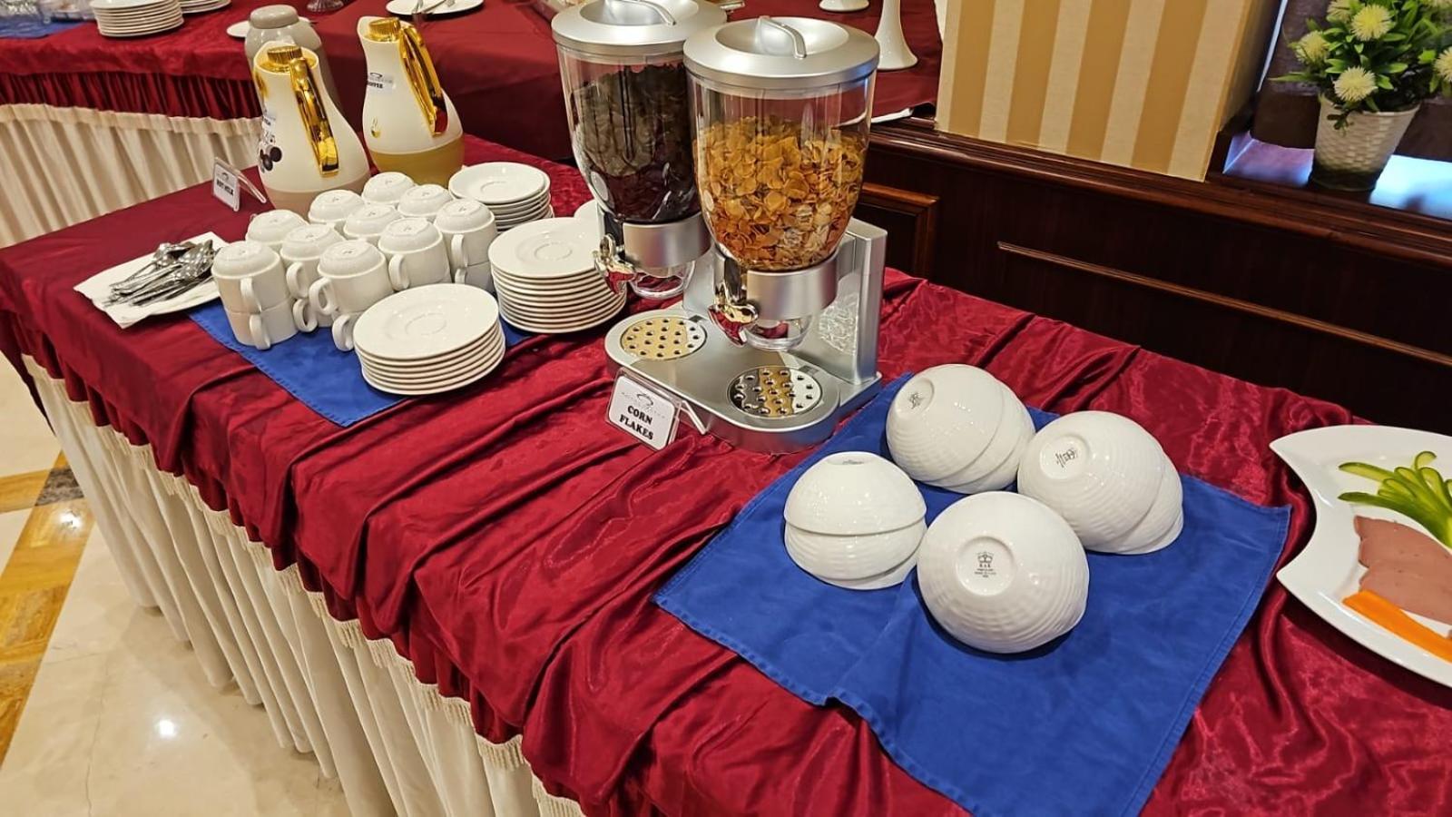 Royal Qatar Hotel Доха Экстерьер фото
